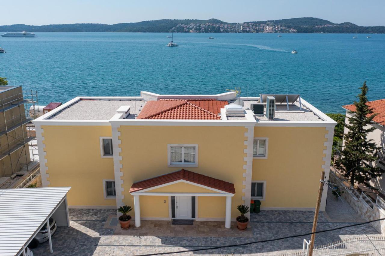 Villa Bella Vista Am Meer Trogir Exterior foto